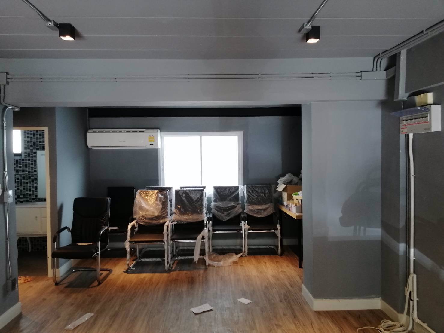 ให้เช่า-ตึก-4-ชั้น-โครงการสำเพ็ง-2-ฝั่งไปรษณีย์-ตึกใหม่-ตกแต่งไว้แล้ว-สวยโมเดิร์นมากๆ