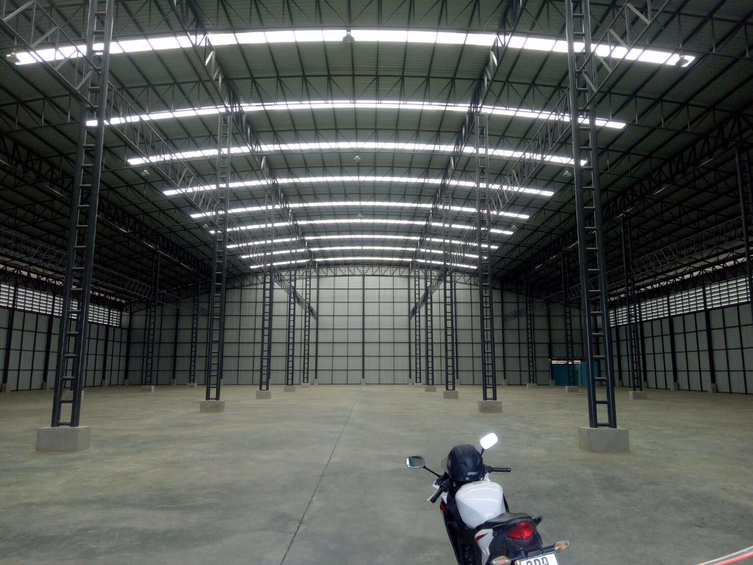 ให้เช่า-โกดังเก็บสินค้า-สร้างใหม่-4000-ตรม-ถนนตำหรุ-คลองขุด-ใกล้นิคมอุตสาหกรรมบางปู-สมุทรปราการ