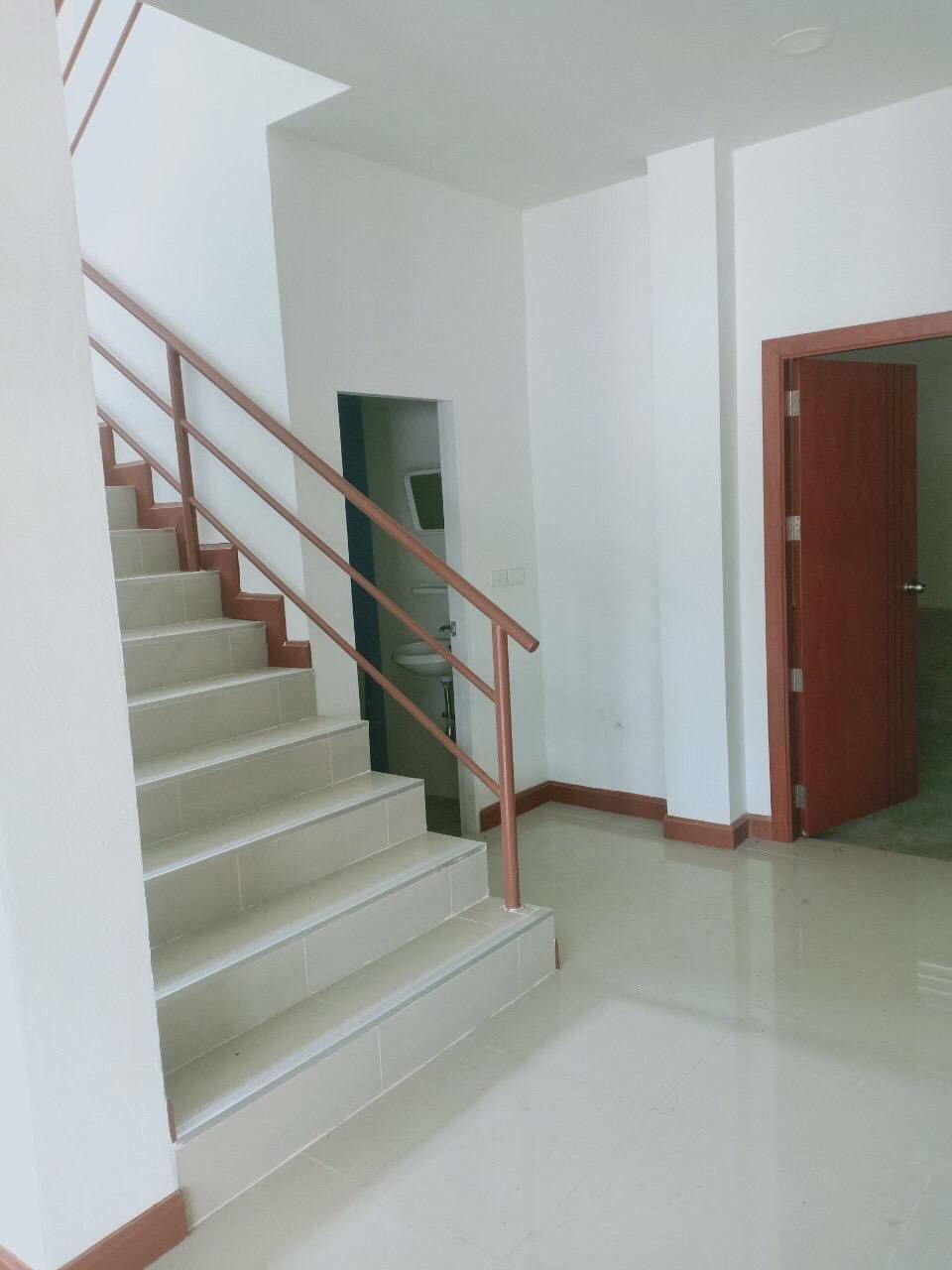 ให้เช่า-โกดัง-โรงงาน-ถนนลำลูกกา-คลอง-7-เนื้อที่-240-ตรว-พื้นที่ใช้สอย-1000-ตรมรวมสำนักงาน-3-ชั้น