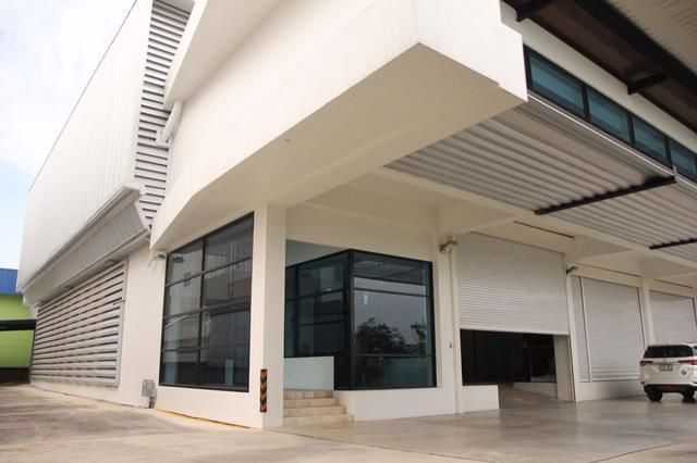 ให้เช่า-สำนังงาน-4-ชั้น-พร้อมโกดัง-เนื้อที่-1-2-0-ไร่-ถนนพุทธมณฑลสาย3-ใกล้ถนนบรมราชชนนีเพียง-500เมตร