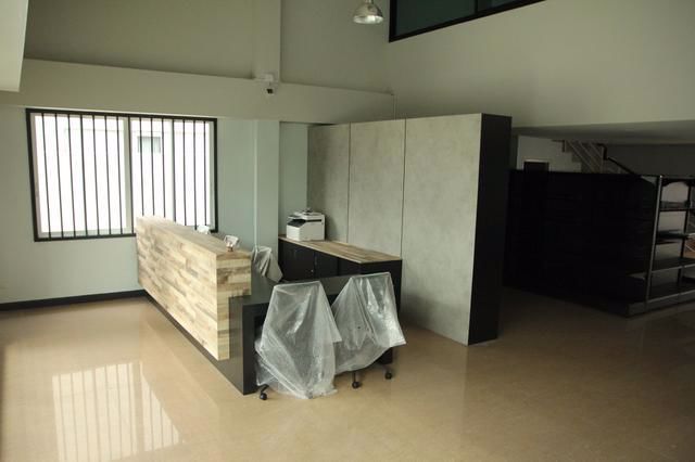 ให้เช่า-สำนังงาน-4-ชั้น-พร้อมโกดัง-เนื้อที่-1-2-0-ไร่-ถนนพุทธมณฑลสาย3-ใกล้ถนนบรมราชชนนีเพียง-500เมตร