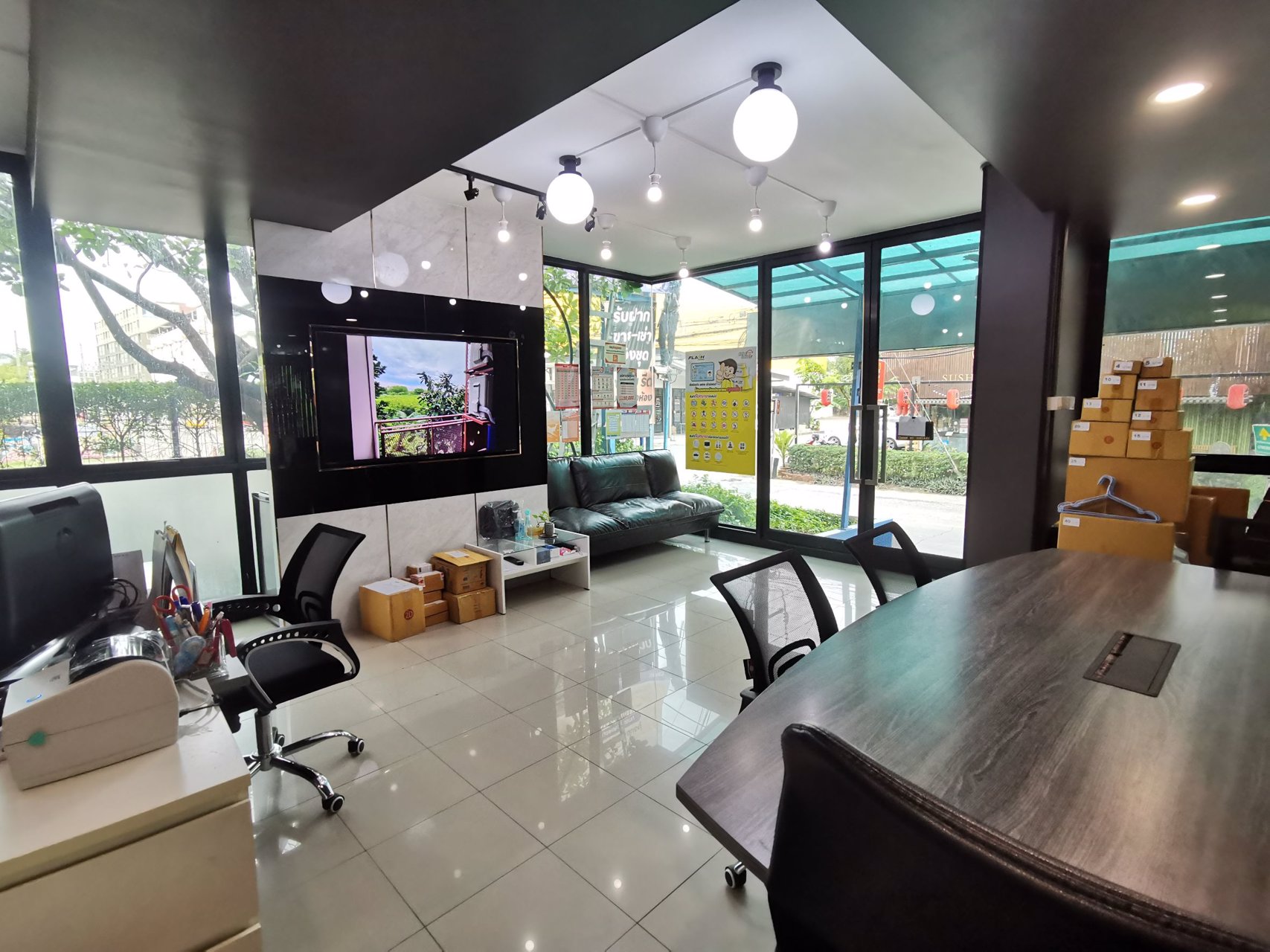 ด่วนเช่าร้านสวยทำเลเด่นหลังเซนทรัลบางนา