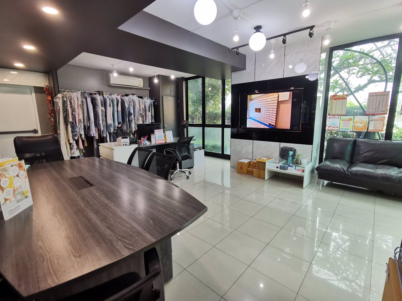 ด่วนเช่าร้านสวยทำเลเด่นหลังเซนทรัลบางนา