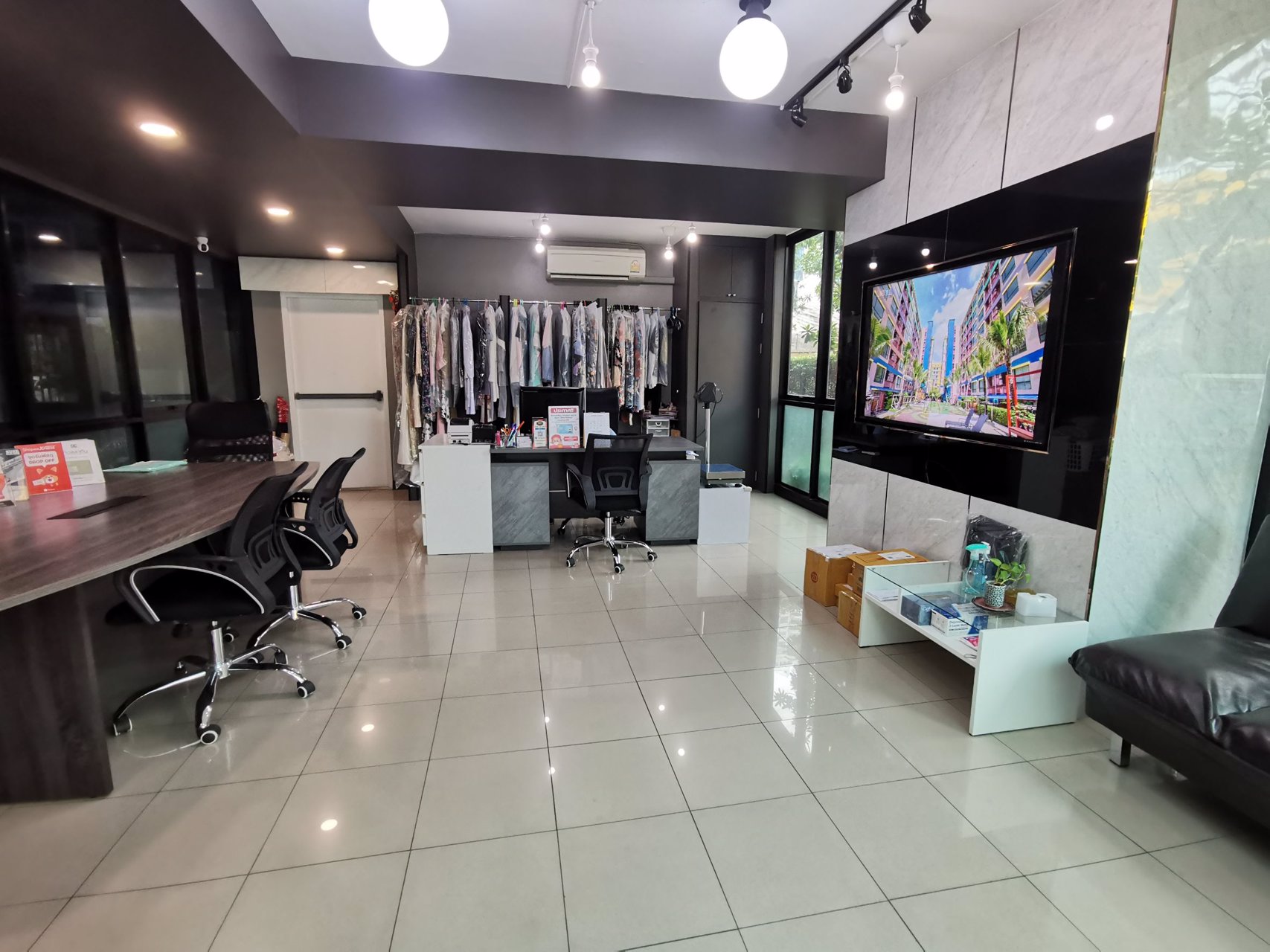 ด่วนเช่าร้านสวยทำเลเด่นหลังเซนทรัลบางนา