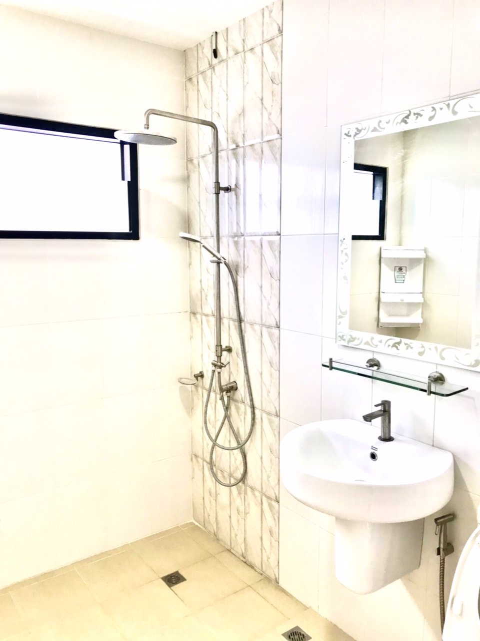 ขายบ้านเดี่ยว-2-ชั้น-หมู่บ้าน-สยามนิเวศน์-1-ประชาอุทิศ-ในคลองบางปลากด-พระสมุทรเจดีย์-สมุทรปราการ-เนื