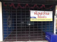 ให้เช่าพื้นที่เพื่อขายของ-ณ-ถนน-ประเสริฐมนูกิจ-ตรงสี่แยกเกษตรนวมินทร์