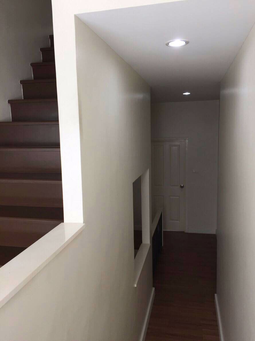 ให้เช่า-ทาวน์โฮม-3-ชั้น-โครงการนลิน-อเวนิว-2-รามคำแหง-144