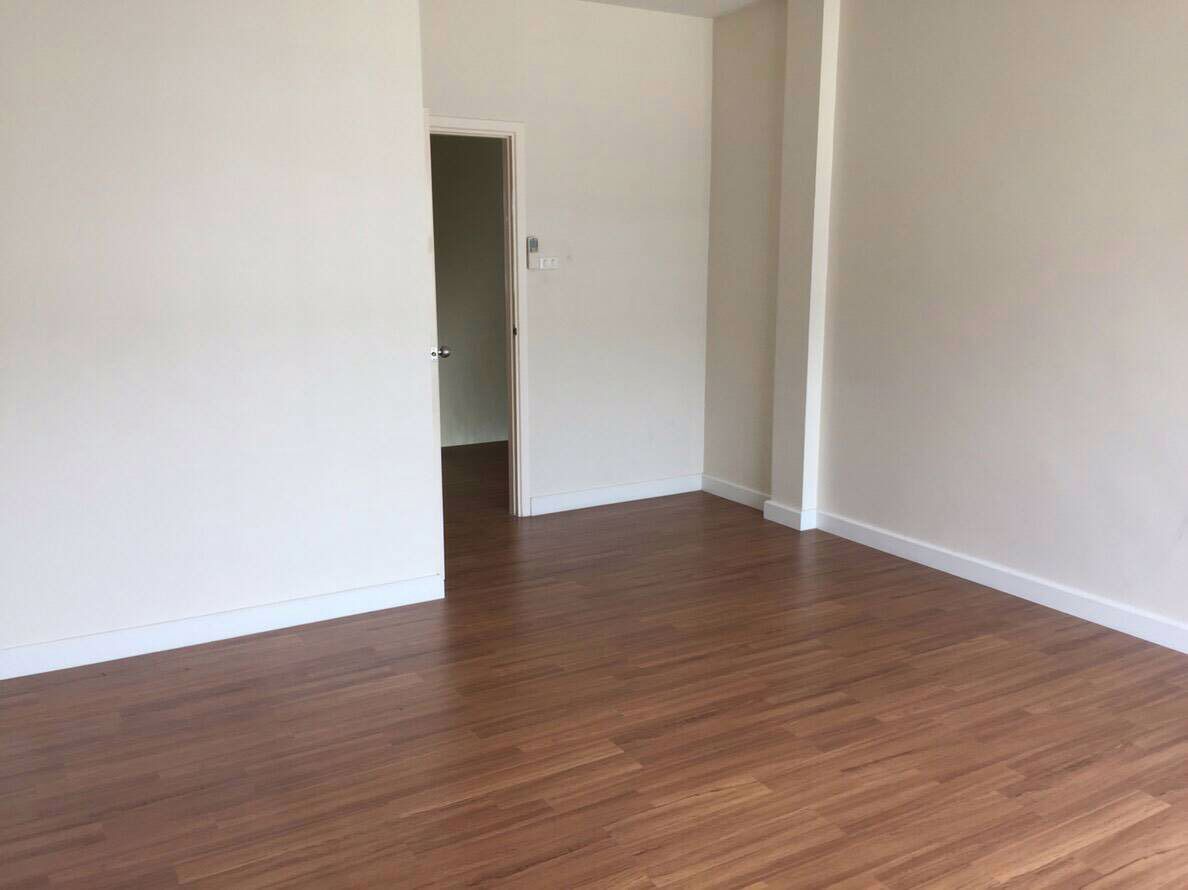 ให้เช่า-ทาวน์โฮม-3-ชั้น-โครงการนลิน-อเวนิว-2-รามคำแหง-144