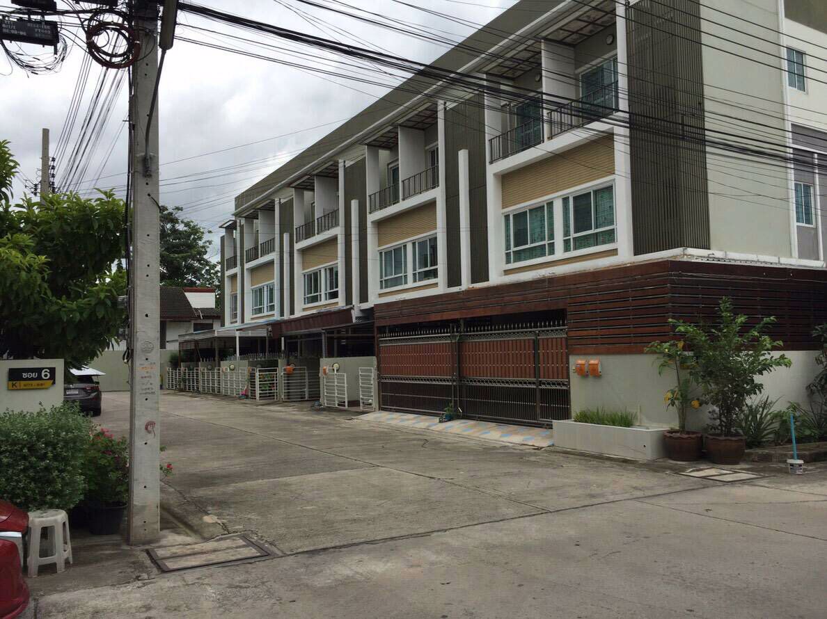 ให้เช่า-ทาวน์โฮม-3-ชั้น-โครงการนลิน-อเวนิว-2-รามคำแหง-144