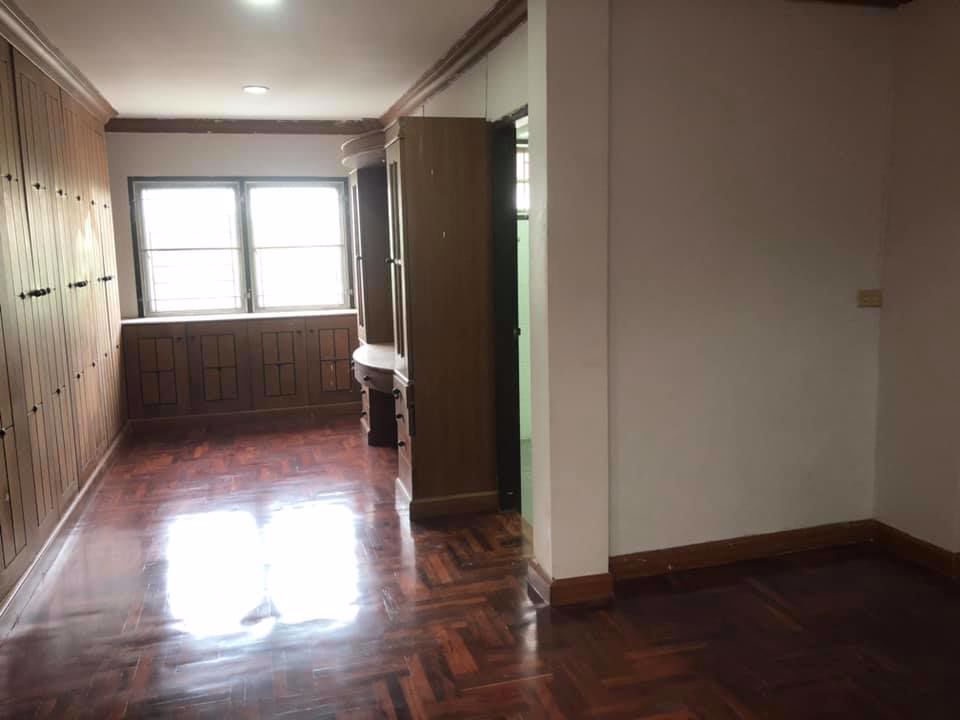 ให้เช่าทาวน์โฮม-3-ชั้น-เหมาะสำหรับสำนักงาน-ลาดพร้าว-42-ใกล้-mrt-ลาดพร้าว