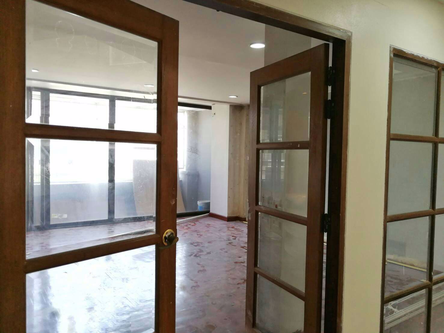 ให้เช่าทาวน์โฮม-3-ชั้น-เหมาะสำหรับสำนักงาน-ลาดพร้าว-42-ใกล้-mrt-ลาดพร้าว