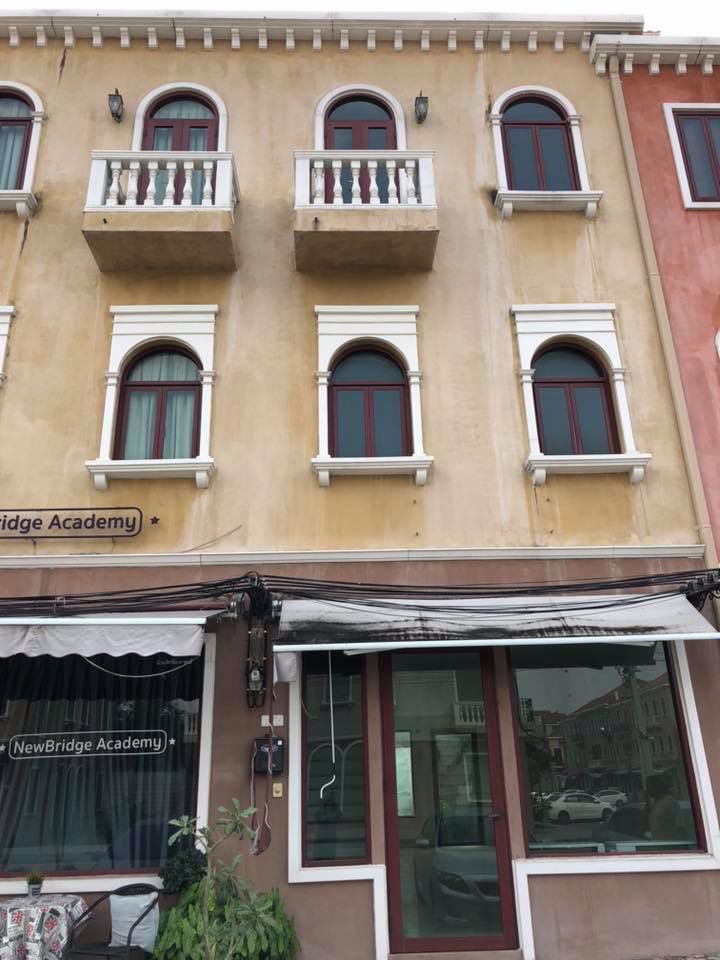 ให้เช่า-อาคารพาณิชย์-3-ชั้น-เหมาะสำหรับโฮมออฟฟิศ-เวนิส-ดี-ไอรีส-ถนนวัชรพล