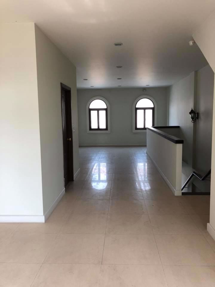 ให้เช่า-อาคารพาณิชย์-3-ชั้น-เหมาะสำหรับโฮมออฟฟิศ-เวนิส-ดี-ไอรีส-ถนนวัชรพล