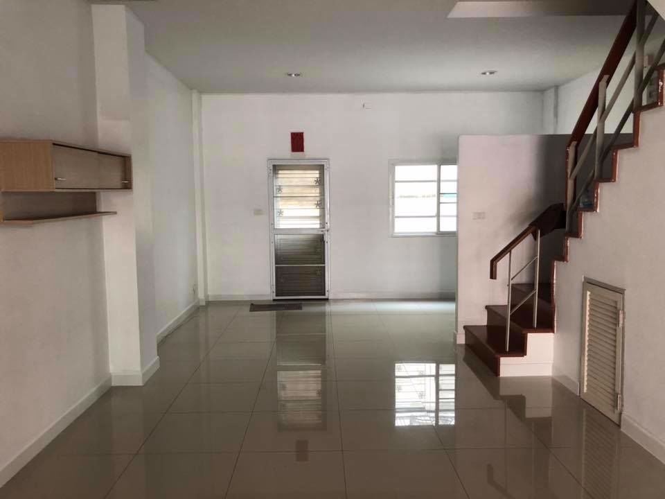 ให้เช่า-ทาวน์โฮม-3-ชั้น-ธนาภิรมณ์-ศรีนครินทร์-วงแหวน