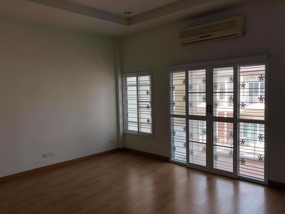 ให้เช่า-ทาวน์โฮม-3-ชั้น-ธนาภิรมณ์-ศรีนครินทร์-วงแหวน