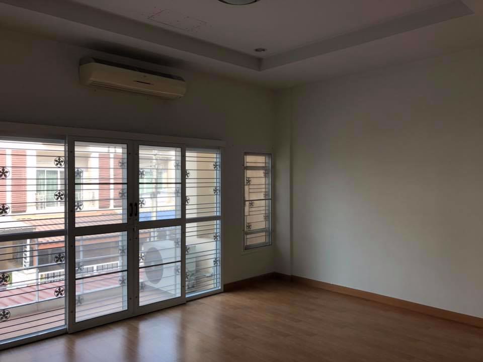 ให้เช่า-ทาวน์โฮม-3-ชั้น-ธนาภิรมณ์-ศรีนครินทร์-วงแหวน