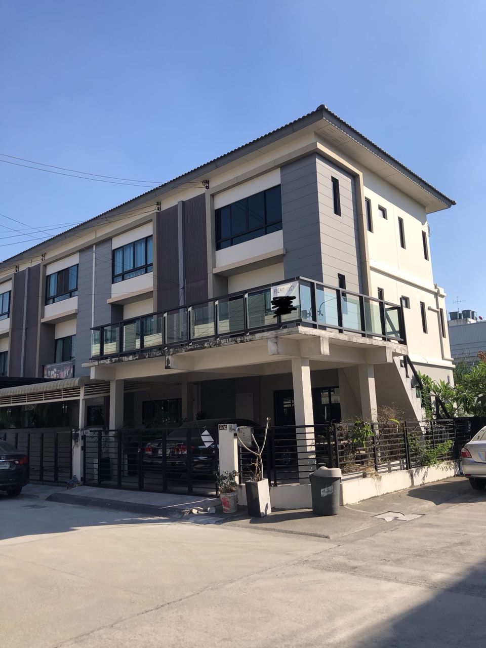 ให้เช่าทาวน์โฮม-เดอะคอนเนค-อัพ-3-ถนนเฉลิมพระเกียรติ-67