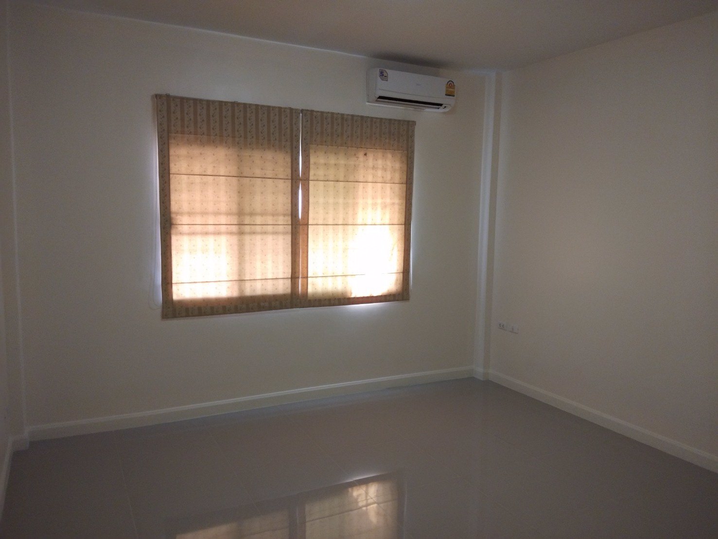 ให้เช่าทาวน์เฮ้าส์-2-ชั้น-เดอะนอร์ธเทิร์น-ทาวน์-โนวา-รังสิต