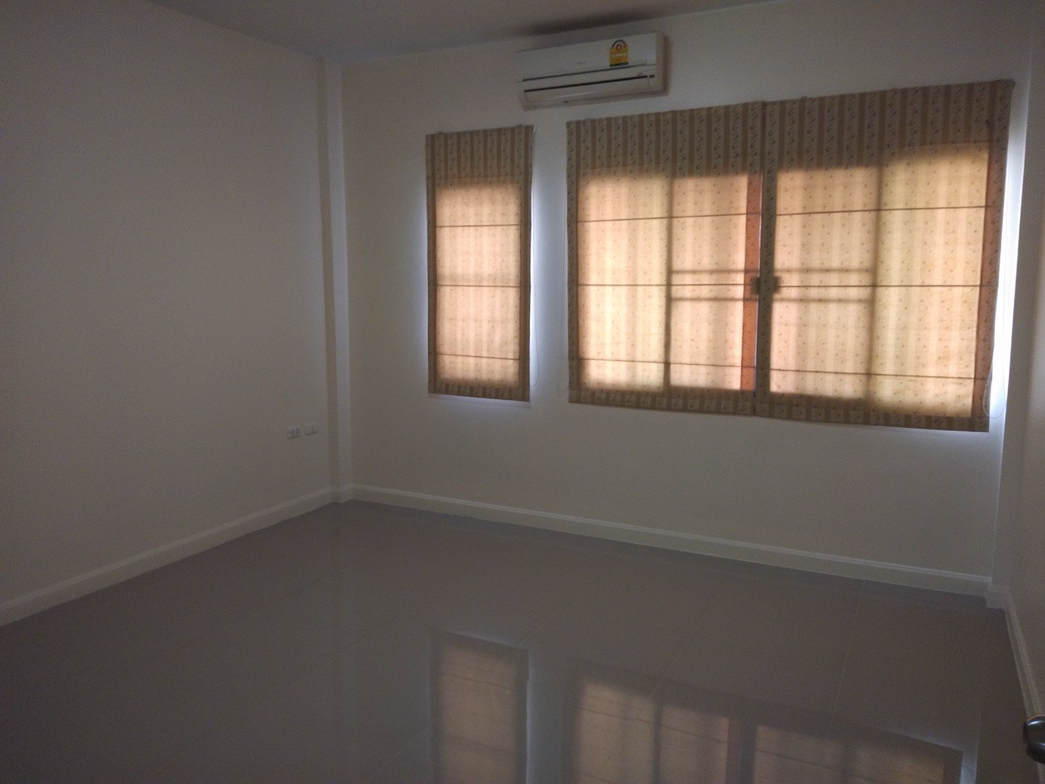 ให้เช่าทาวน์เฮ้าส์-2-ชั้น-เดอะนอร์ธเทิร์น-ทาวน์-โนวา-รังสิต