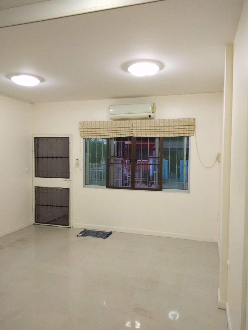 ให้เช่าทาวน์เฮ้าส์-2-ชั้น-เดอะนอร์ธเทิร์น-ทาวน์-โนวา-รังสิต