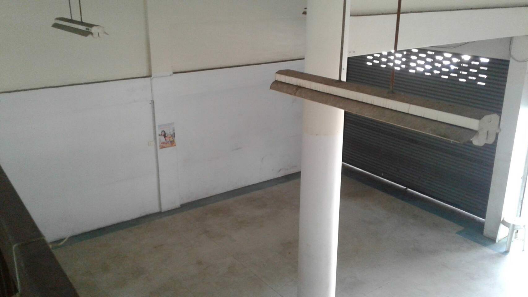 ให้เช่า-อาคารพาณิชย์-45-ชั้น-2-คูหาตีทะลุกัน-ติดถนนพระยาสุเรนทร์-รามอินทรา-109