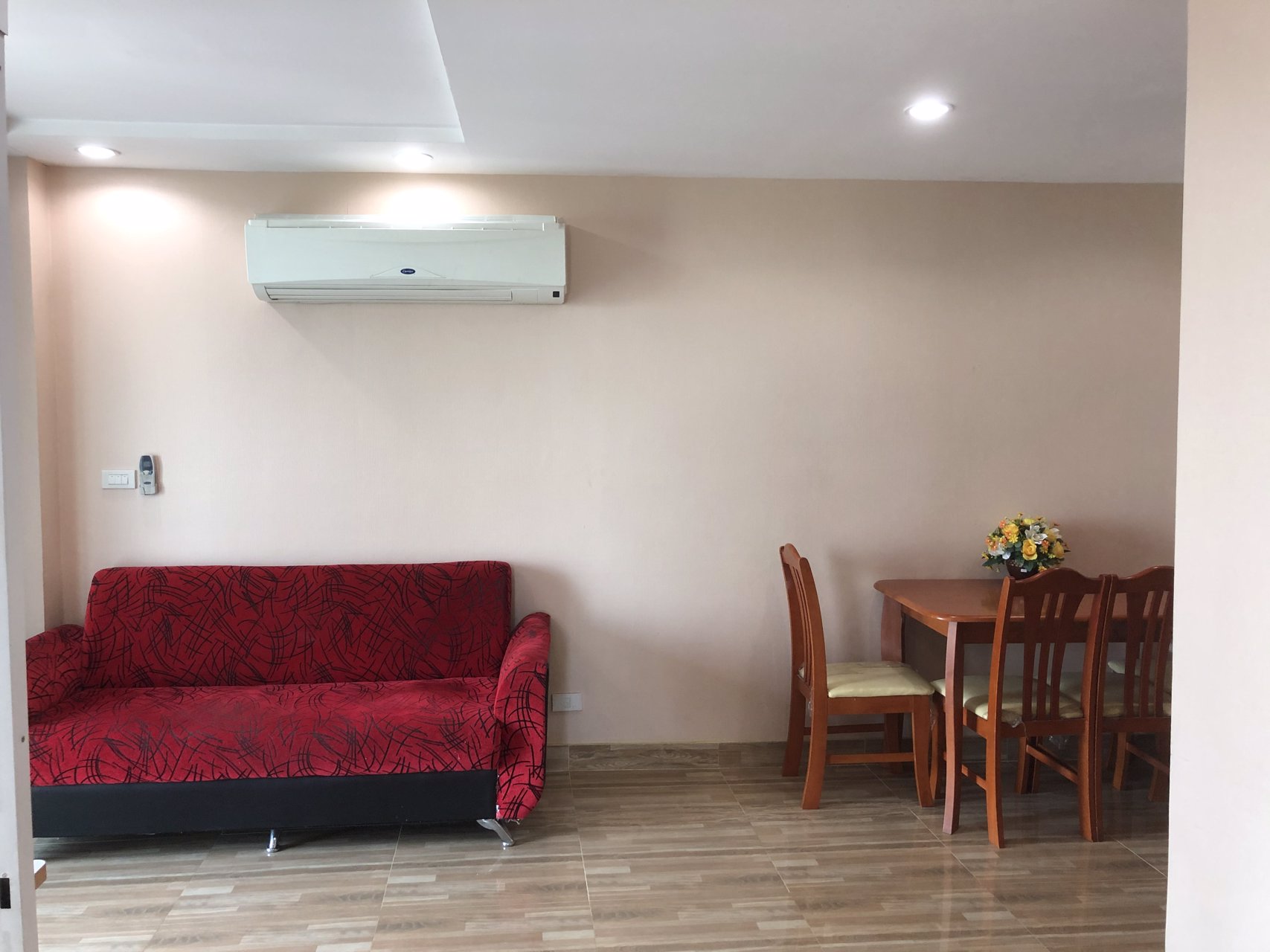 ให้เช่าคอนโด-เอวาคัส-การ์เด้นท์-แฟมมิลี่เฮ้าส์-ใกล้ตลาดมีนบุรี