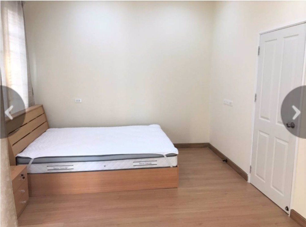 ให้เช่าทาวน์โฮม-หมู่บ้านโกลเด้นซิตี้-ปิ่นเกล้า-จรัญ-บางกรวย-ไทรน้อย