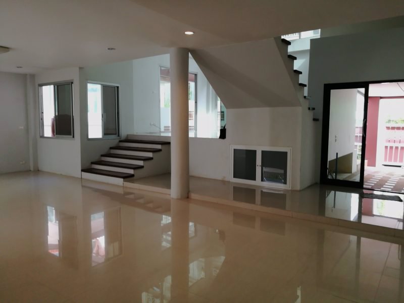 ให้เช่าบ้านเดี่ยว-หมู่บ้านอารีน่าการ์เด้นท์-ซอยวชิรธรรมสาธิต-57-อ่อนุช