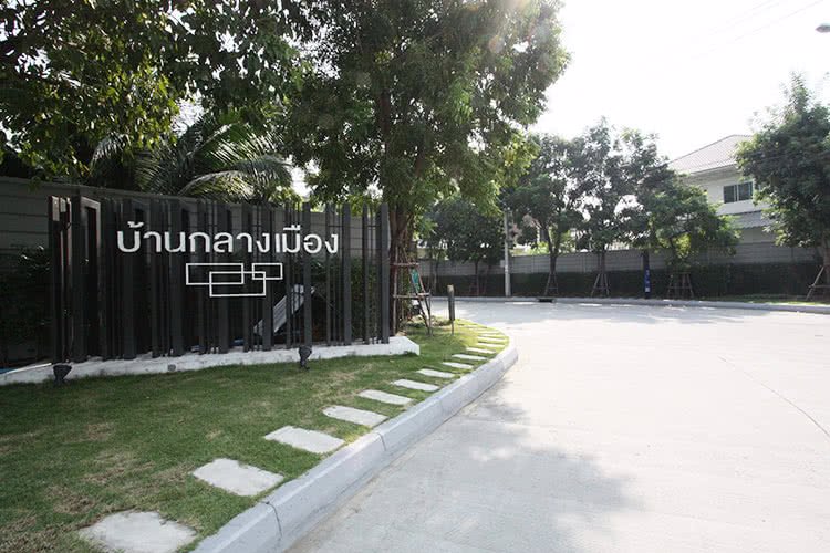 ให้เช่า-ทาวน์โฮม-3-ชั้น-บ้านกลางเมือง-สุขสวัสดิ์