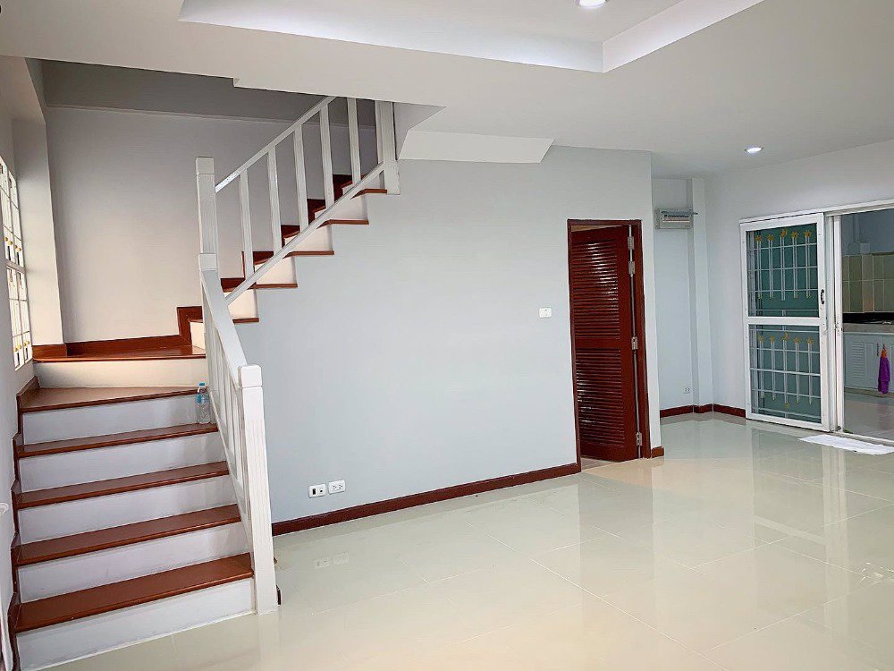 ให้เช่าทาวน์โฮม-โครงการเดอะทาวน์-พระราม-5-นครอินทร์