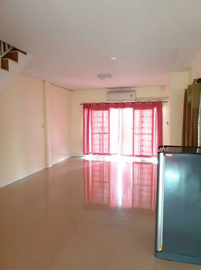 ให้เช่าทาวน์เฮ้าส์-2-ชั้น-หลังริม-ถนนรามอินทรา-39-แยก-13