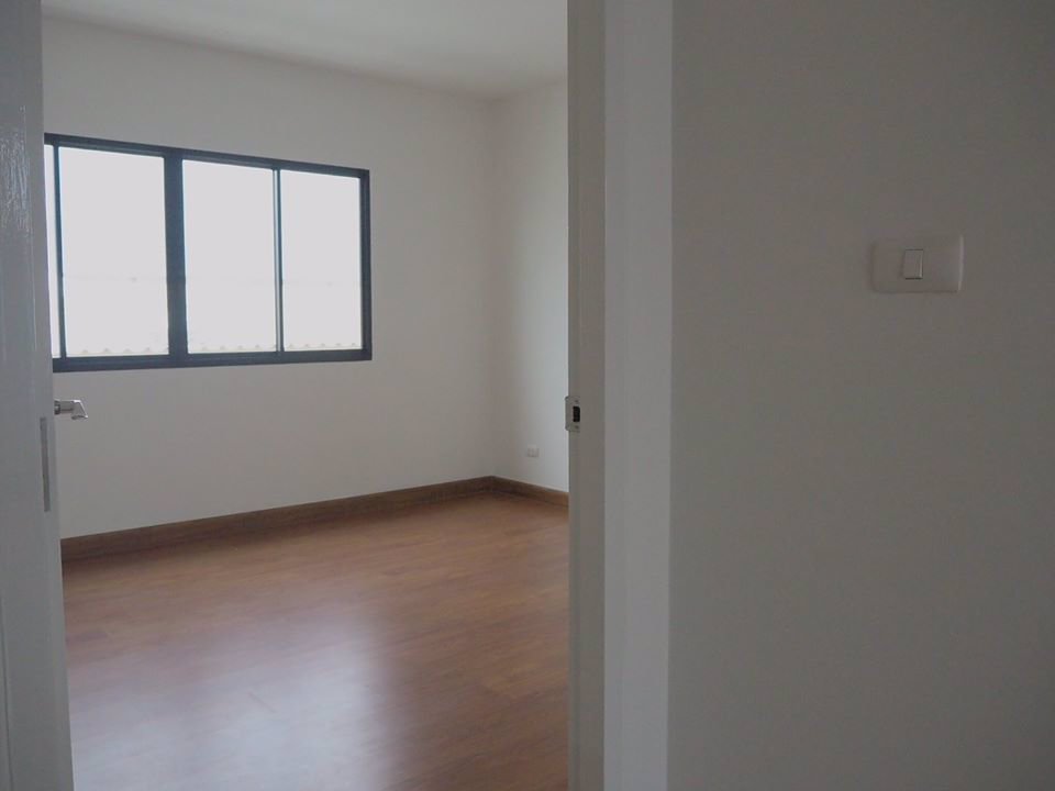 ให้เช่าทาวน์โฮม-3-ชั้น-โครงการทรีโอ-ถนนร่มเกล้า