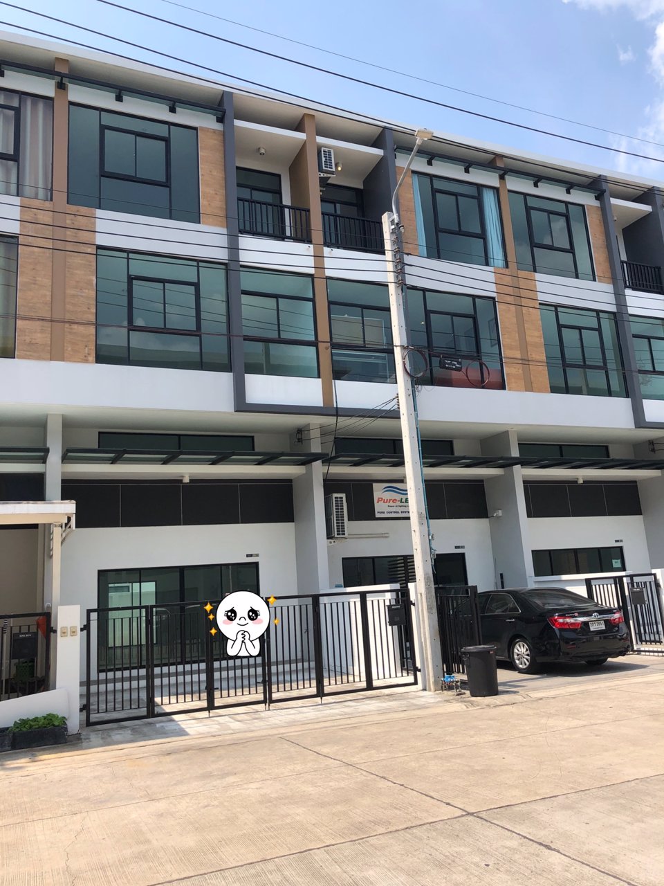 ให้เช่าทาวน์โฮม-3-ชั้น-โครงการทรีโอ-ถนนร่มเกล้า