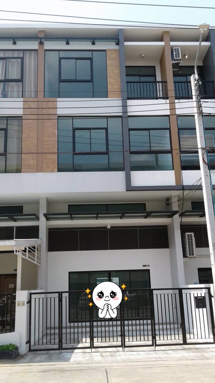 ให้เช่าทาวน์โฮม-3-ชั้น-โครงการทรีโอ-ถนนร่มเกล้า