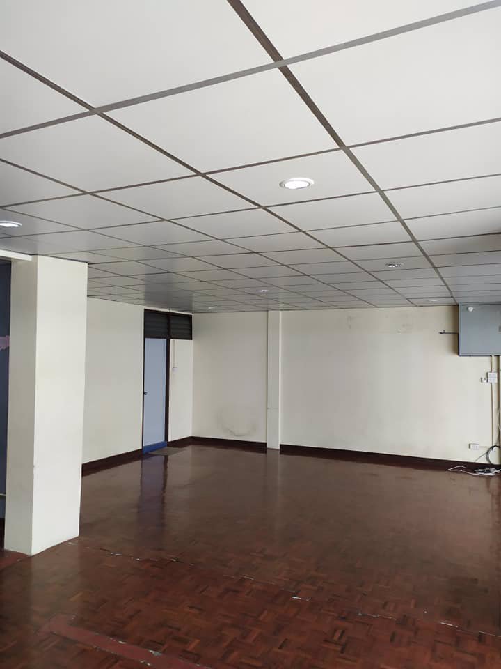 ให้เช่าทาวน์เฮ้าส์เปิดโล่ง-2-หลังตีทะลุกัน-รามคำแหง-30-1