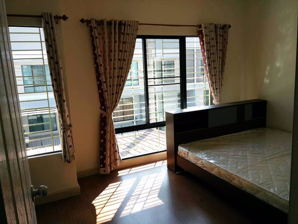 ให้เช่าทาวน์โฮม-หมู่บ้านโมดิ-วิลล่า-ซอยเอแบค-บางนา