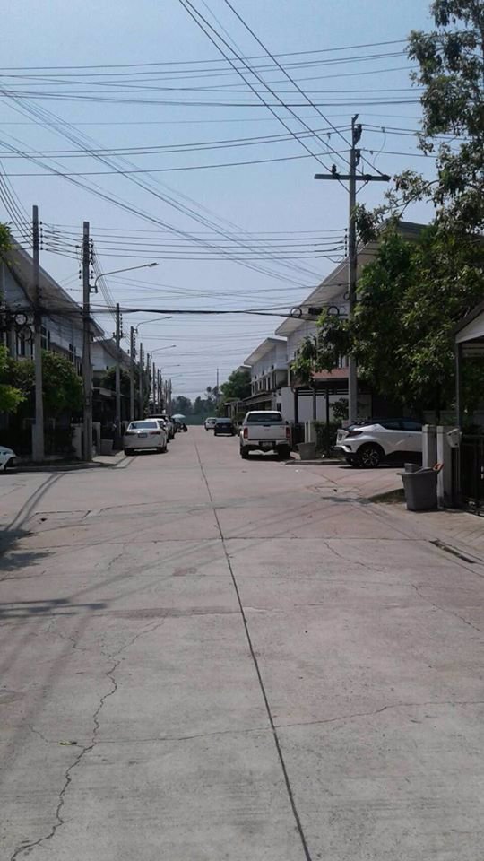 ให้เช่าทาวน์โฮม-หมู่บ้านโมดิ-วิลล่า-ซอยเอแบค-บางนา