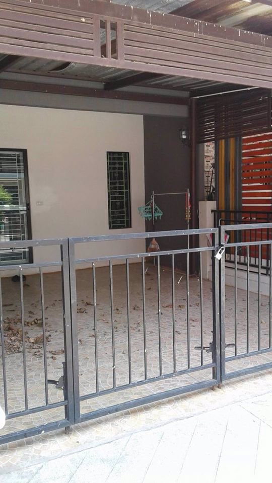 ให้เช่าทาวน์โฮม-หมู่บ้านโมดิ-วิลล่า-ซอยเอแบค-บางนา