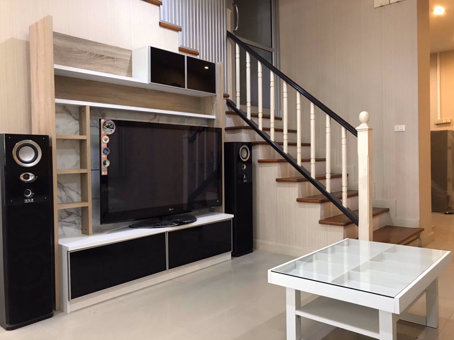 ให้เช่าทาวน์โฮม-3-ชั้น-เออร์เบิน-สาธร-ถนนราชพฤกษ์