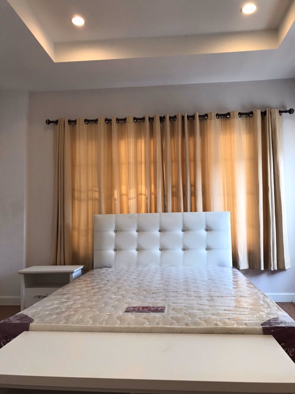 ให้เช่าทาวน์โฮม-3-ชั้น-เออร์เบิน-สาธร-ถนนราชพฤกษ์