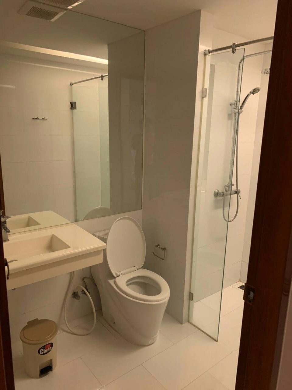 ให้เช่าคอนโด-เอมเมอรัลด์-เรสซิเดนท์-รัชดา-ใกล้-mrt-ห้วยขวาง