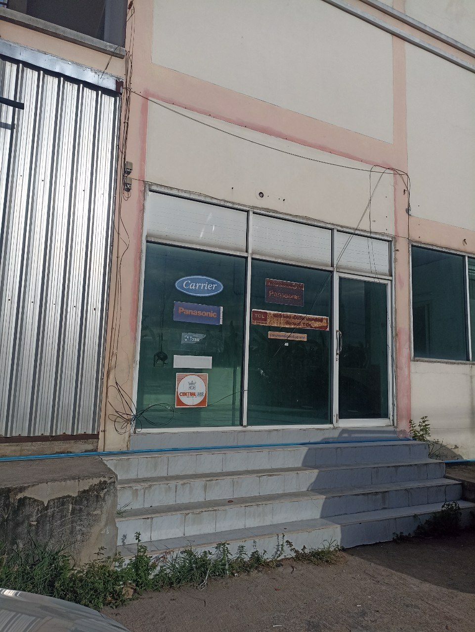 ให้เช่า-ขายอาคารพาณิชย์-3-ชั้น-ครึ่ง-ติดถนนบางกรวย-ไทรน้อย-บางบัวทอง-ช่วงเส้นเข้าไทรน้อย