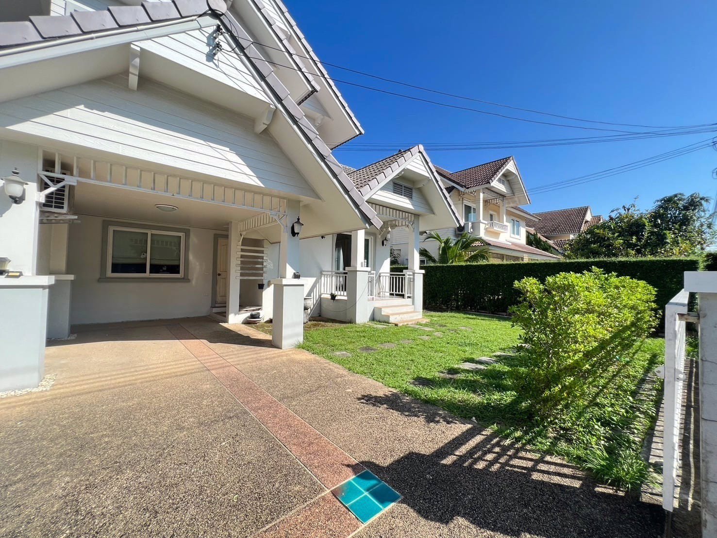 ขายทุบราคา-จองวันนี้-339-ล้านบาท-อยู่ได้-ปล่อยเช่าก็สุดคุ้มค่ะ