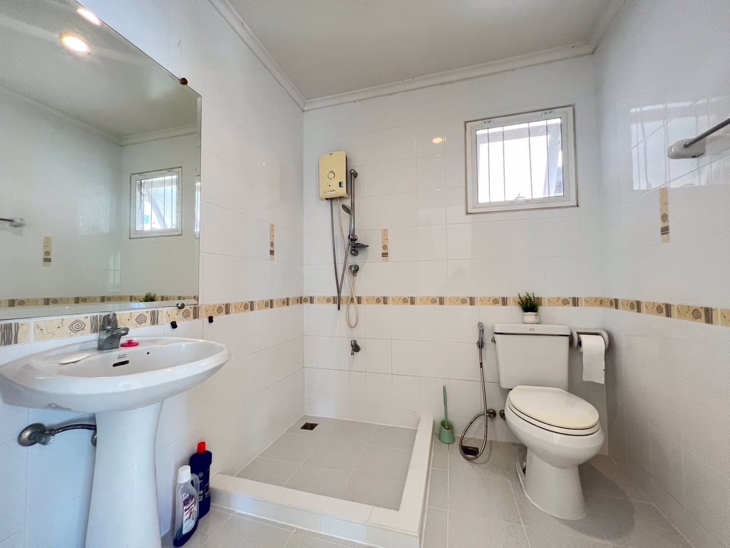 ขายทุบราคา-จองวันนี้-339-ล้านบาท-อยู่ได้-ปล่อยเช่าก็สุดคุ้มค่ะ