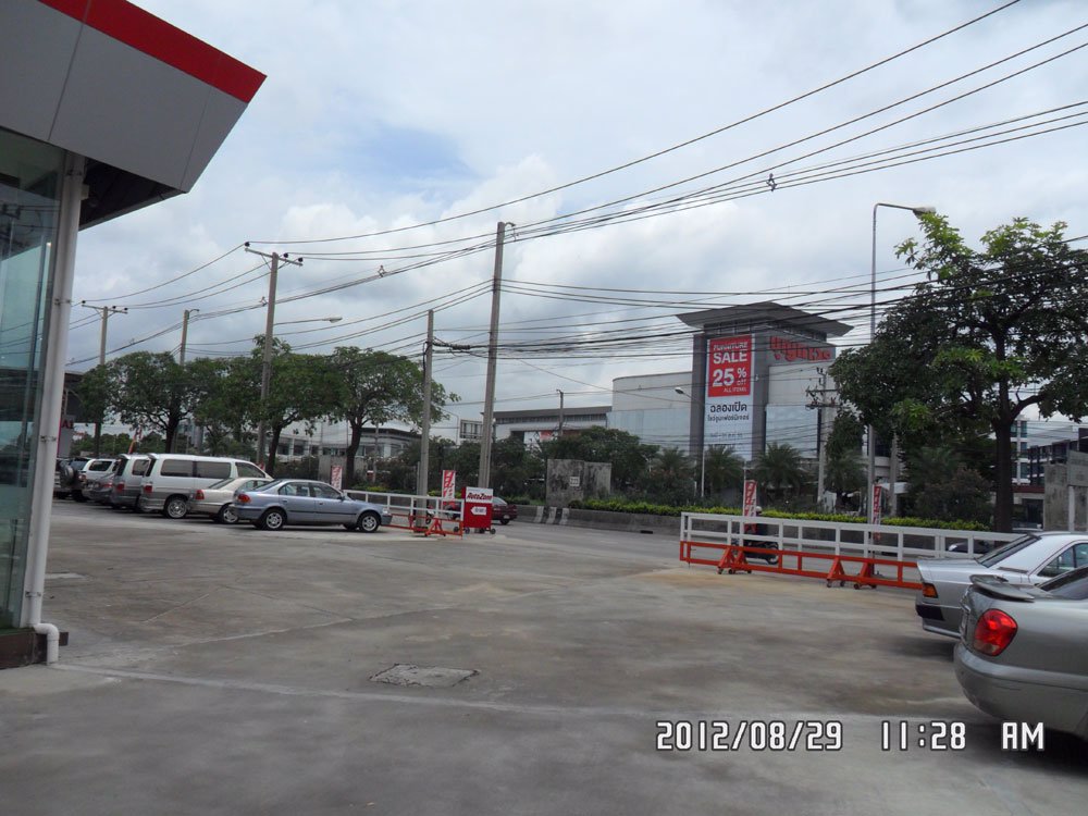 ให้เช่า-เต๊นท์รถยนต์-autozone-2-ทำเลดีมาก-เลียบถนนคลองลำเจียก-ติดถนน-เกษตร-นวมินทร์-ตรงข้ามบุญถาวร