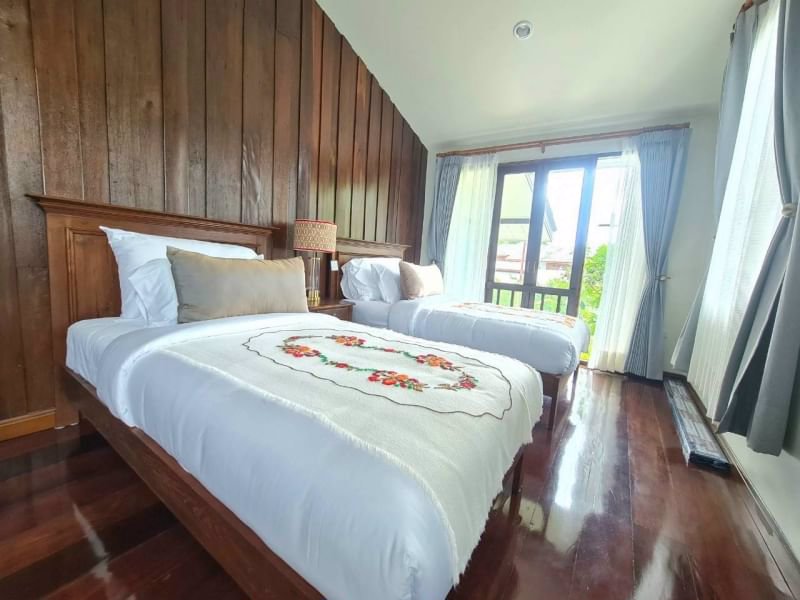 ขายวิลล่าหรูปรับปรุงใหม่หลังนี้เป็นบ้านสร้างอยู่บนพื้นที่ส่วนตัวพร้อมสระว่ายน้ำ-ใกล้เมือง