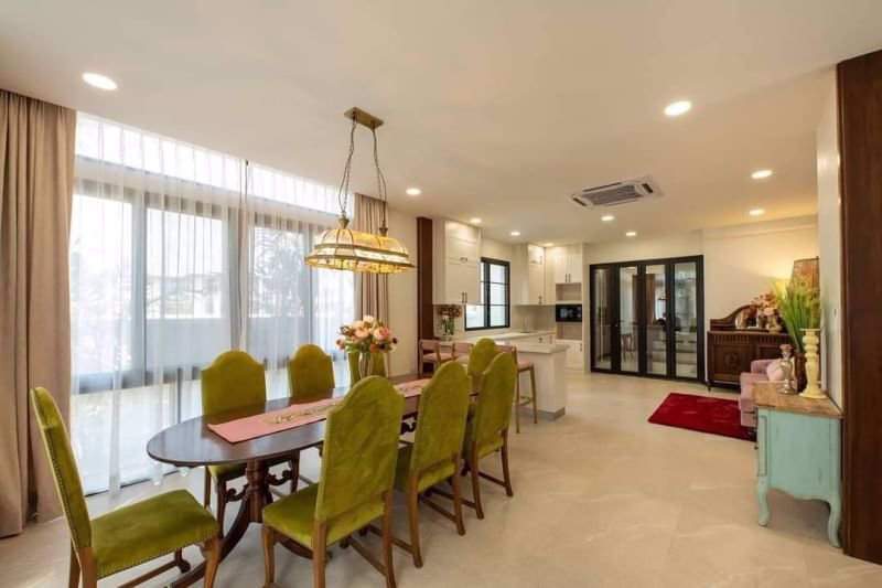 ขายบ้านสไตล์อิงลิชคันทรี่-วิลล่าหรูส่วนตัวหลังนี้-ตั้งอยู่ใน-อำเภอสารภี-เชียงใหม่