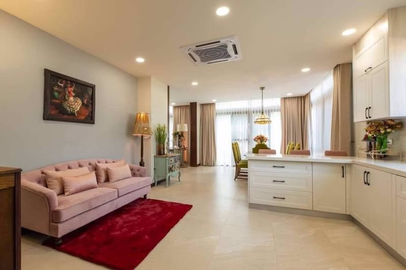 ขายบ้านสไตล์อิงลิชคันทรี่-วิลล่าหรูส่วนตัวหลังนี้-ตั้งอยู่ใน-อำเภอสารภี-เชียงใหม่