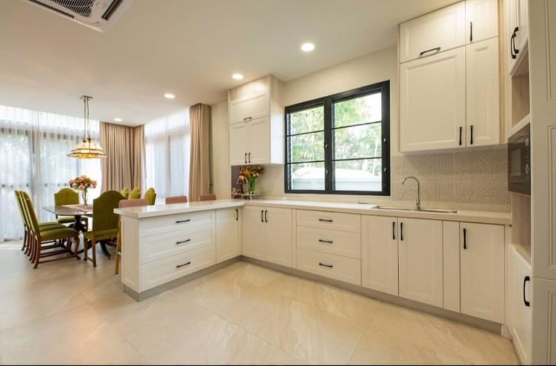 ขายบ้านสไตล์อิงลิชคันทรี่-วิลล่าหรูส่วนตัวหลังนี้-ตั้งอยู่ใน-อำเภอสารภี-เชียงใหม่