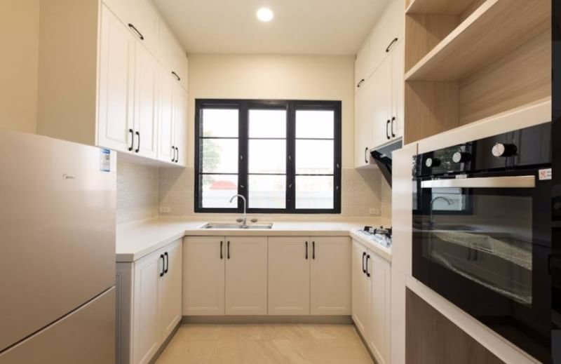 ขายบ้านสไตล์อิงลิชคันทรี่-วิลล่าหรูส่วนตัวหลังนี้-ตั้งอยู่ใน-อำเภอสารภี-เชียงใหม่